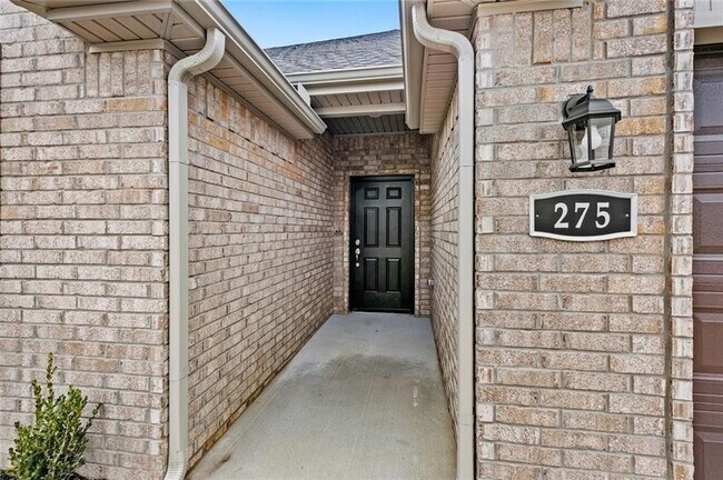 Foto del edificio - 275 W Tyler Rd