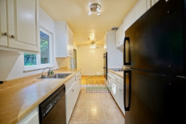 Foto del edificio - 2309 Fifth Ave