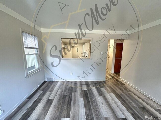 Foto del edificio - 8418 Jackson Ave