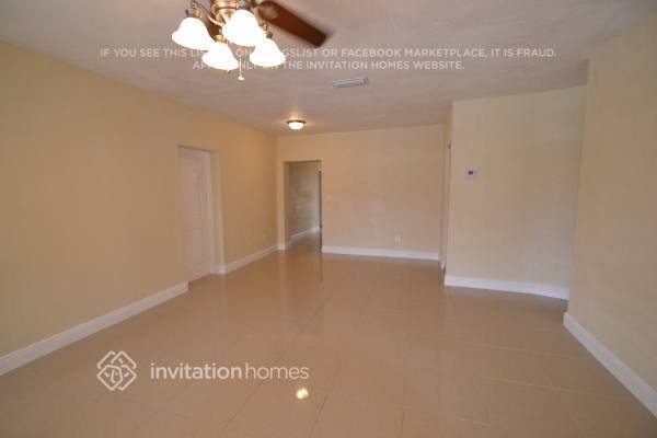 Foto del edificio - 11235 NW 61st Ave