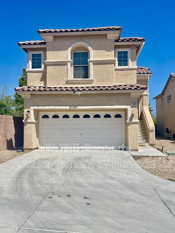 Building Photo - 102 La Padania Ave
