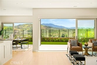 Building Photo - 128 Mossvine