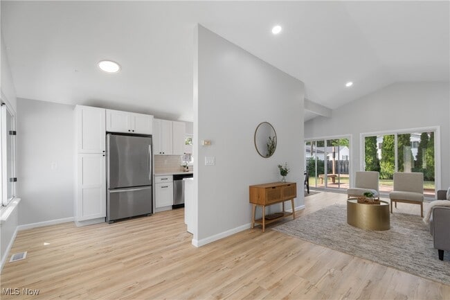 Building Photo - 23938 Delmere Dr