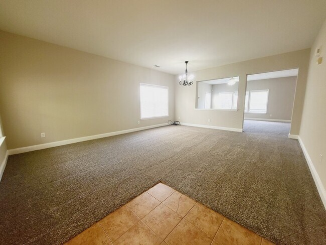 Foto del edificio - 7006 Evanton Loch Rd