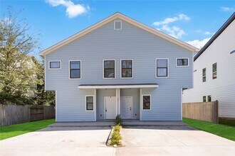 Building Photo - 8710 Knox St