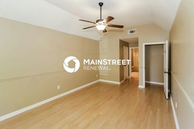 Building Photo - 3 Bedroom Pet-Friendly Home in Cordova, TN with Main Street Renewal