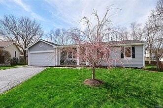 Building Photo - 9 Bee Ridge Ct