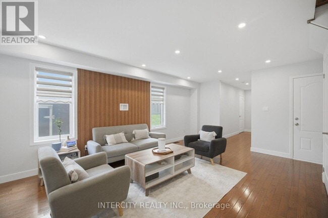 Building Photo - 64 Coranto Way