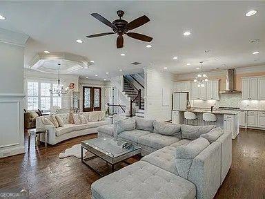 Foto del edificio - 5869 Chickasaw Ln