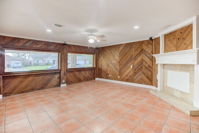 Foto del edificio - 726 Parkhill St