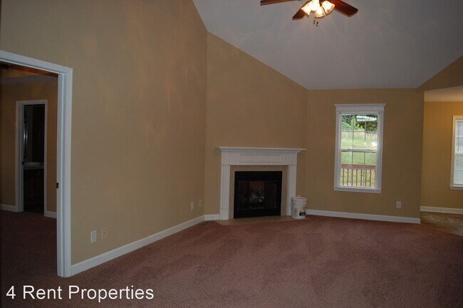 Building Photo - 3 br, 2 bath House - 496 Cedar Valley Dr.