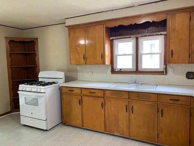 Foto del edificio - 601 Lincoln Ave NW