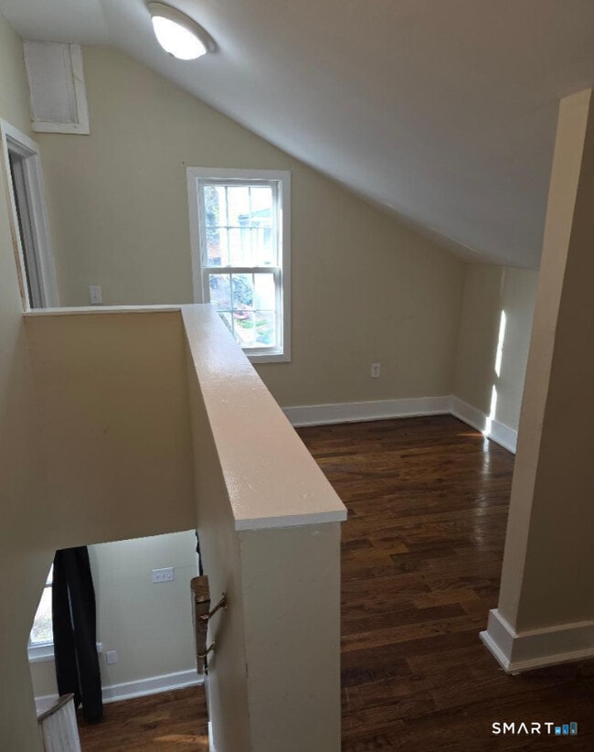 Building Photo - 65 Prospect St