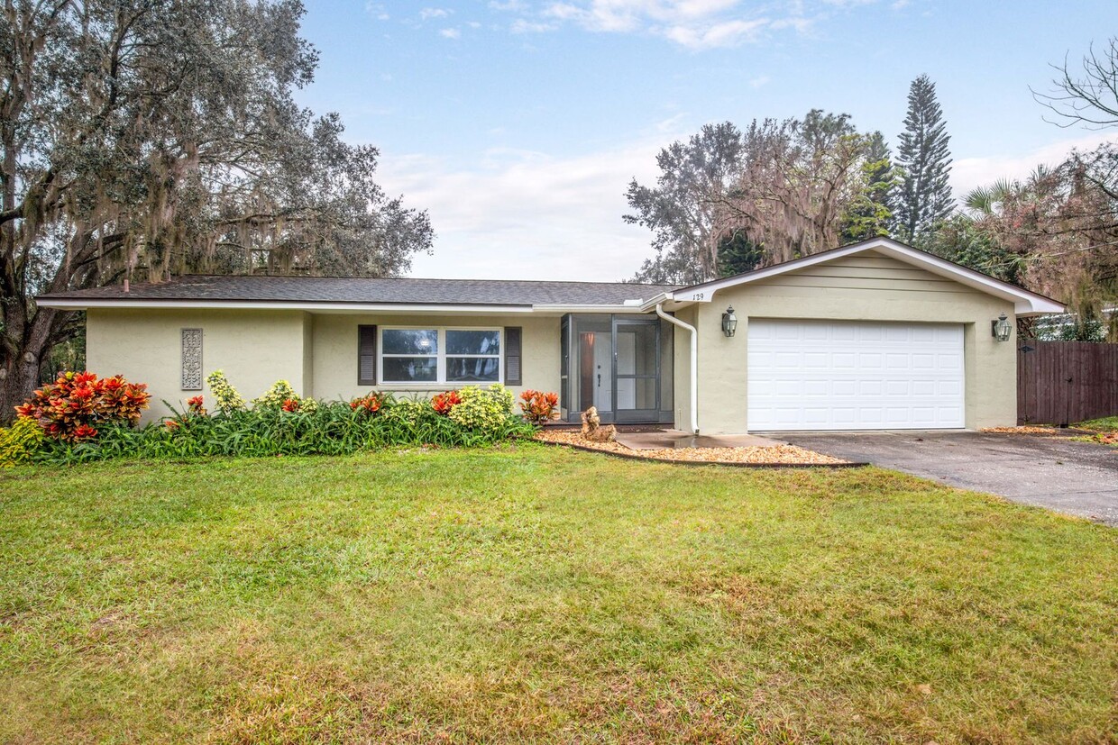 Foto principal - BEAUTIFUL 3 BEDROOMS SINGLE FAMILY HOME LO...