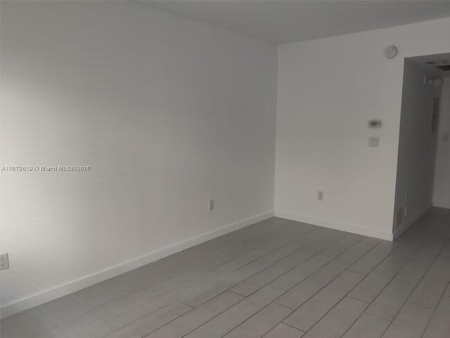 Foto del edificio - 740 Meridian Ave