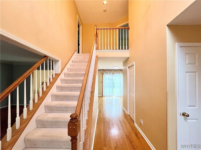 Building Photo - 1 Monta Vista Ct