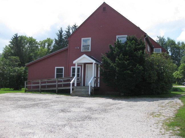 Building Photo - 7190 Main St