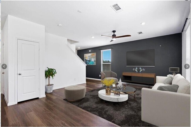 Foto del edificio - 5307 Purple Wisteria Ln