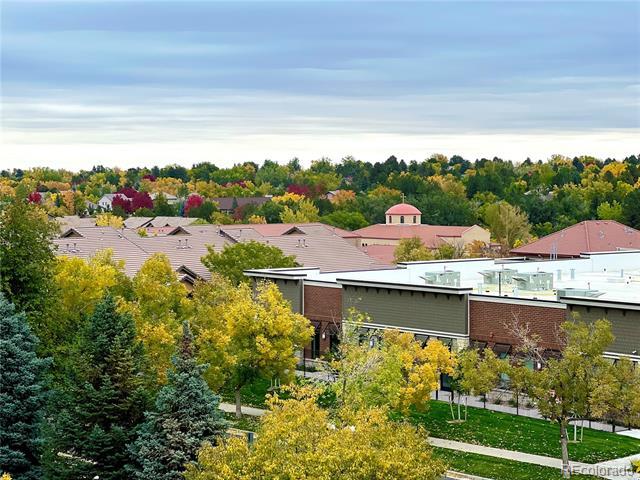 Building Photo - 5677 S Park Pl