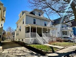 Building Photo - 82 Dexter Ave