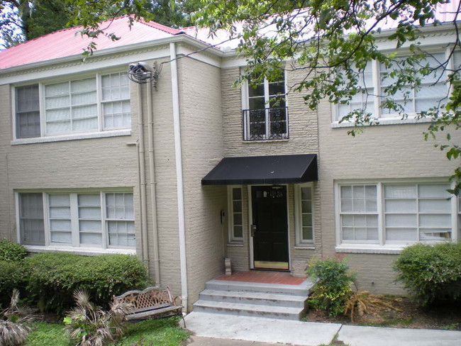 Building Photo - 2828 Piedmont Rd Apartments