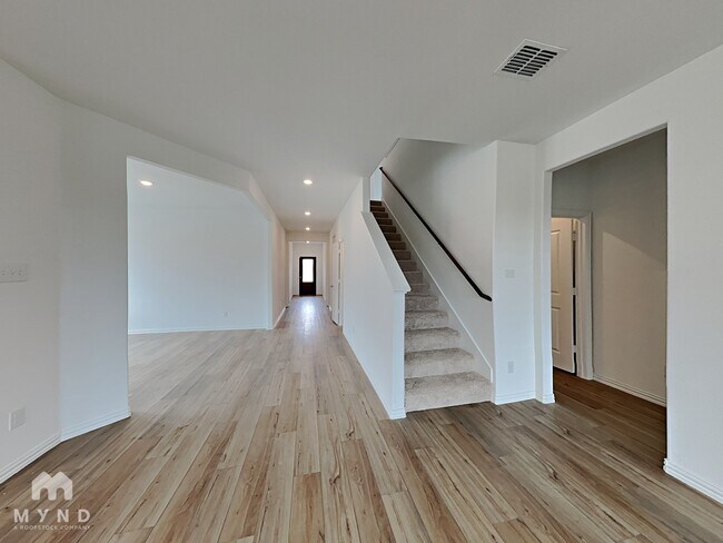 Foto del edificio - 7900 Green Heron Dr