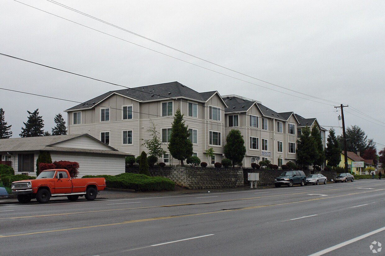 Building Photo - Lincoln Wood Apartments