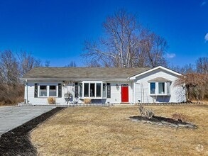 Building Photo - 1037 Ridgebury Rd