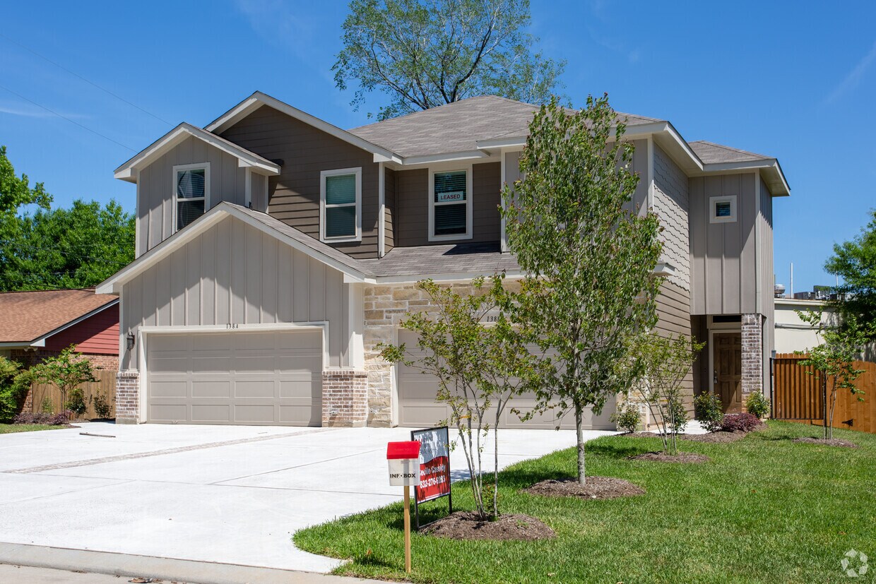 138 Parkgate St, Conroe, TX 77304 Apartments in Conroe, TX