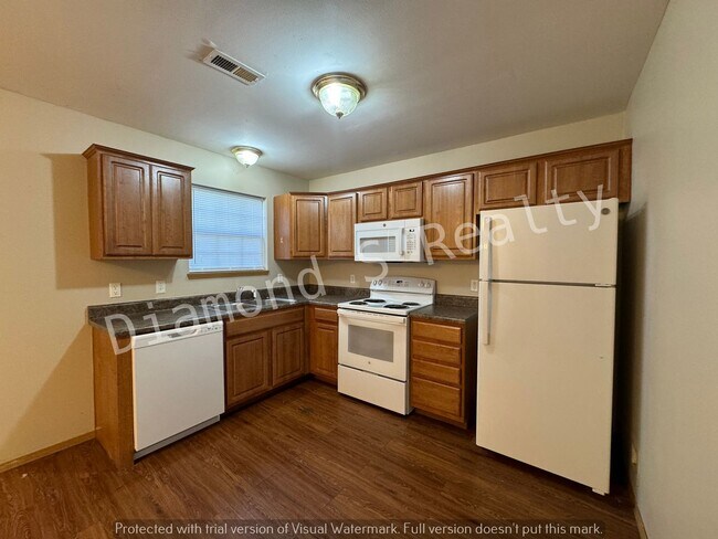 Foto del edificio - 3 Bedroom Home Located Near Mercy!