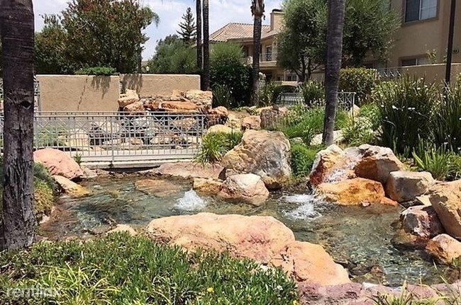 Building Photo - 2 br, 2 bath Condo - 23709 Del Monte Dr