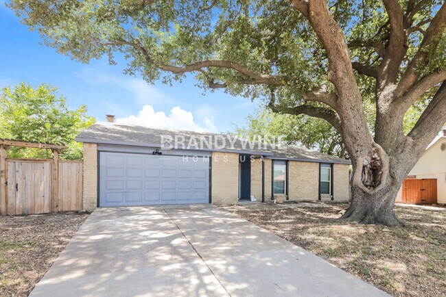 Building Photo - 4225 Mary Jane Ln