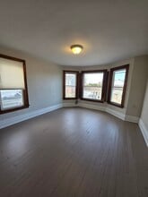 Building Photo - 225 Pleasant St