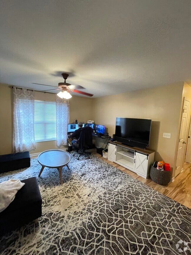 West Adair Townhouses for Rent Knoxville, TN 1 Townhouses