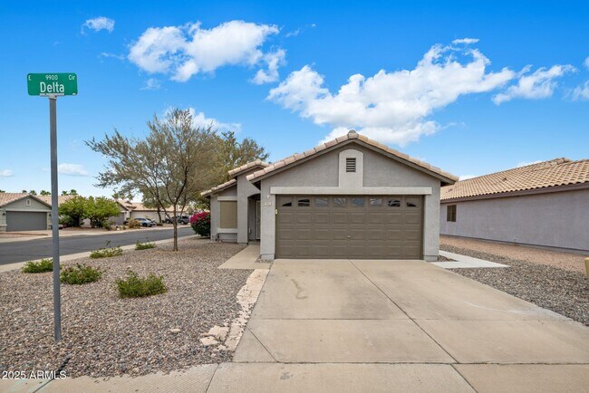 Building Photo - 9912 E Delta Cir