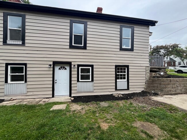 Building Photo - 7011 Britton Ave