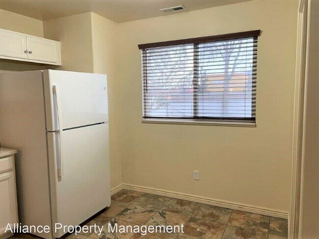 Foto del edificio - 3 br, 1.5 bath House - 218 13th Street