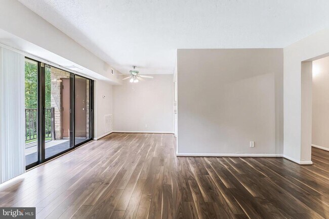 Foto del edificio - 11657 Stoneview Square