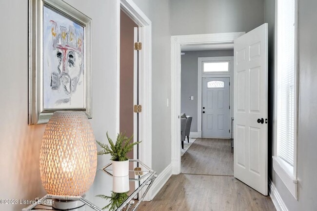Foto del edificio - ? Stunning 4 Bedroom, 1 Bathroom Home on Preston ?