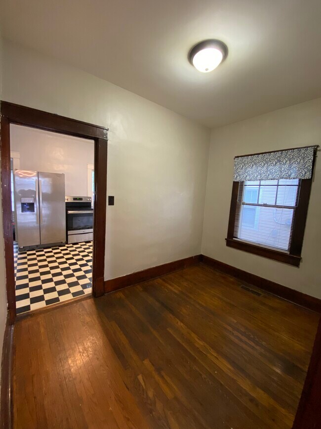 Foto del edificio - 611 E 11th Ave