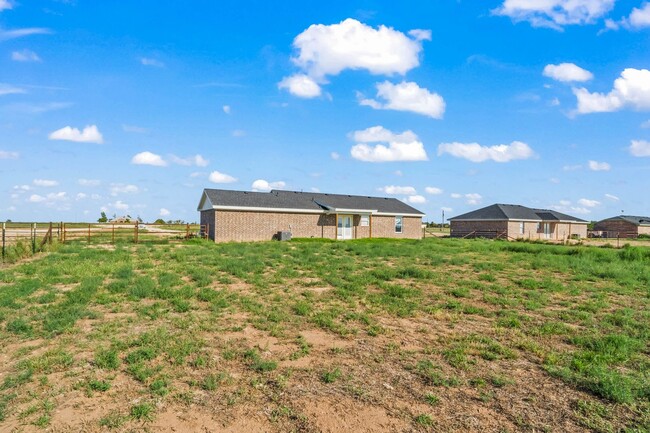 Building Photo - Country Living In Roosevelt ISD!