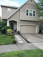 Building Photo - 429 Oak Leaf St