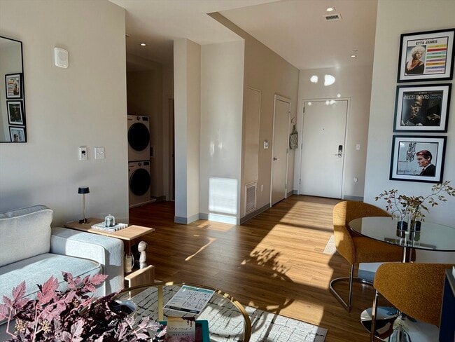 Foto del edificio - 1170 Tremont St