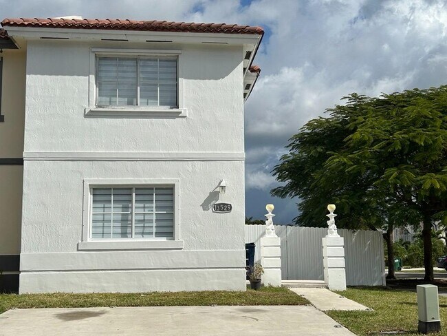 Building Photo - 13529 SW 262nd St