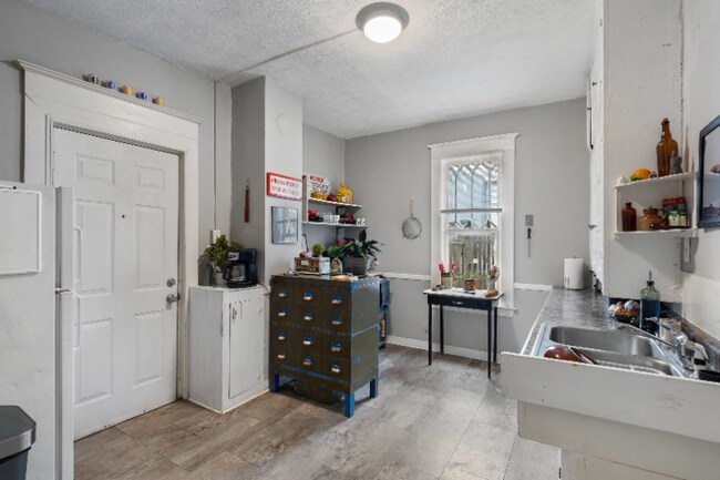 Foto del edificio - 1247 Plainfield Ave NE