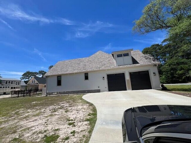 Foto del edificio - Roanoke Island Custom Home