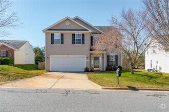 Building Photo - 6201 Elderbush Dr
