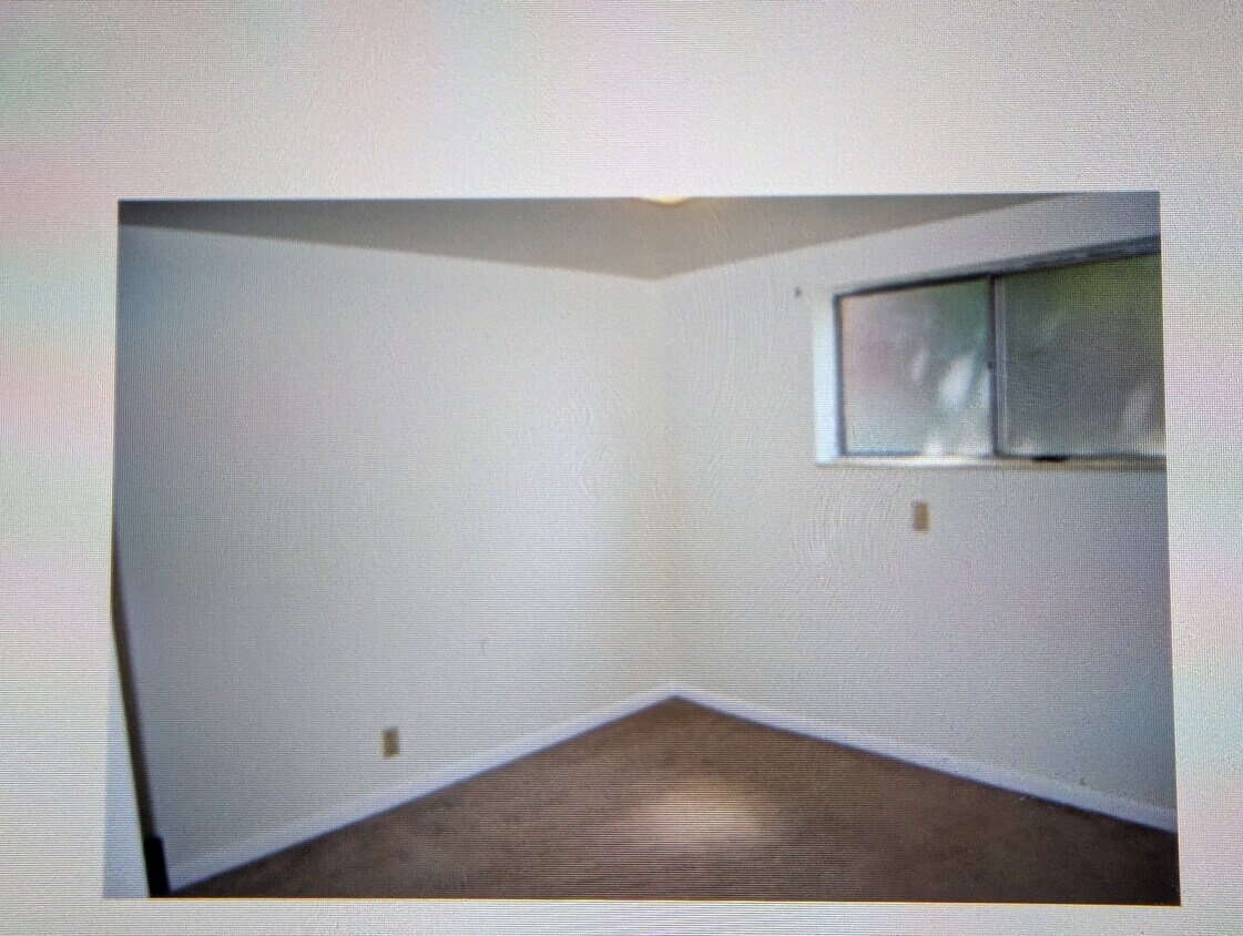 Foto del edificio - 186 E 700 N