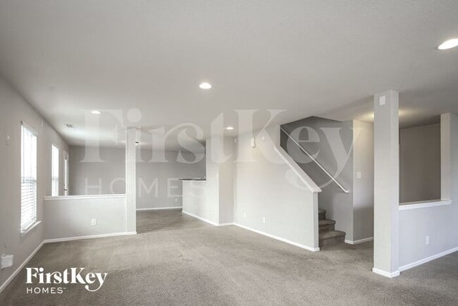 Foto del edificio - 15490 Gallow Ln