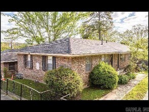 Building Photo - 217 N Fillmore St